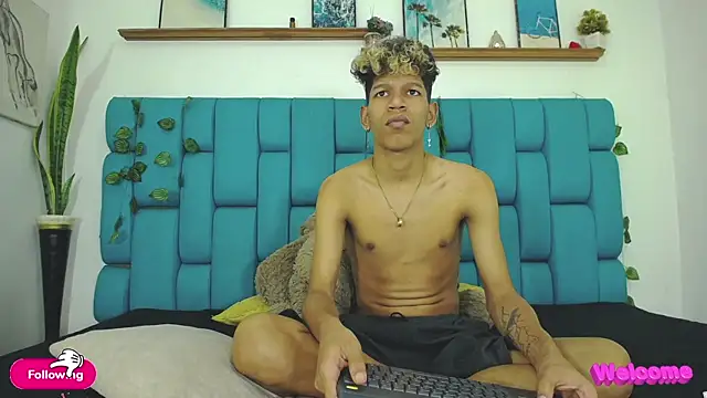 Stephen_Angel Live XXX Chat