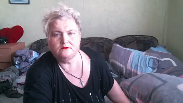 Lana555 Adlı Modelin Canlı XXX Sohbeti