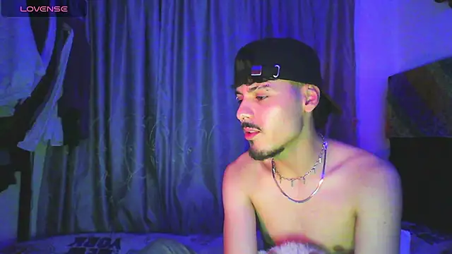 Hidden_Milan04 Live XXX Chat