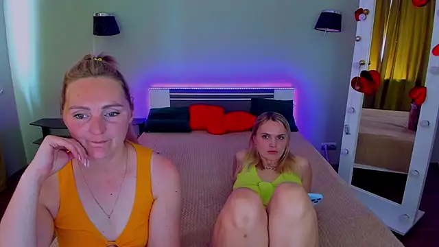 MagicEyess' Live XXX Chat