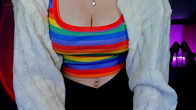 LuxMaya Chat XXX live