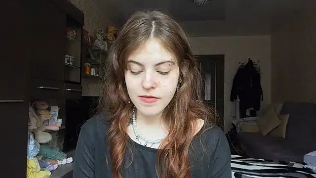 Chat XXX ao vivo de BuzzingRaid