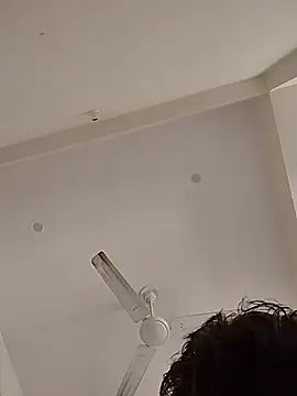 Realcumshow 即時 XXX 聊天