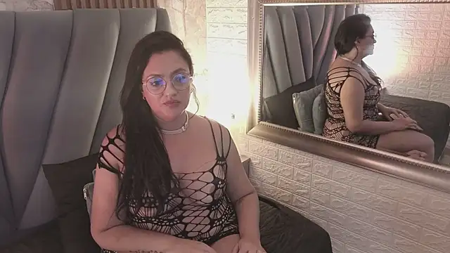 AndreinaLopezz Chat XXX in diretta