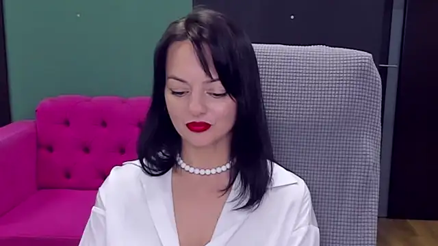 BellaRowan Live XXX-chat