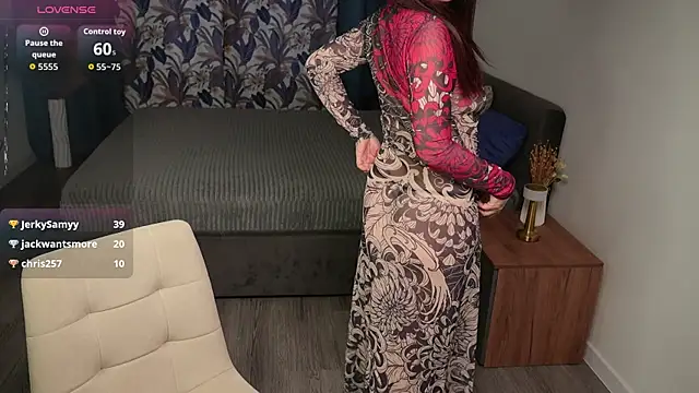 AvroraSakura Adlı Modelin Canlı XXX Sohbeti