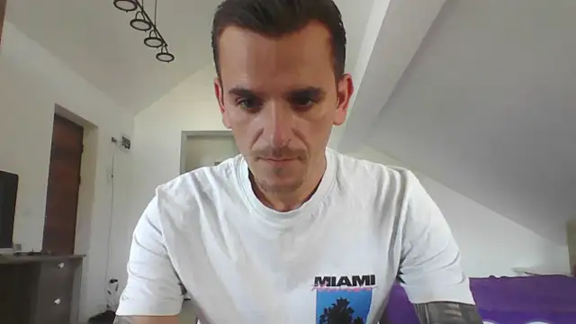 Huge_cock22cm Webcam show