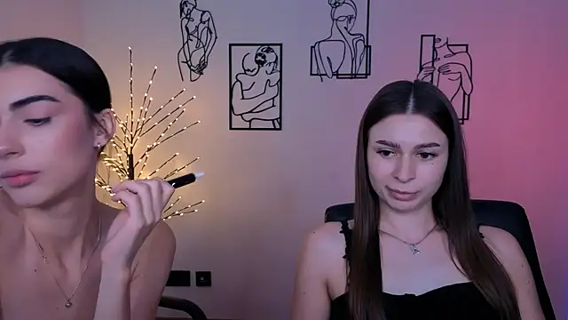 flora_ri Show in webcam