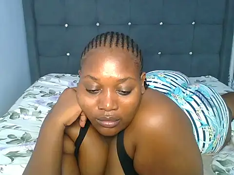 sandra_sauvage Show in webcam