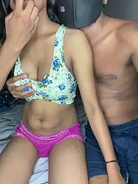 Indian_Couple_Live Chat XXX in diretta