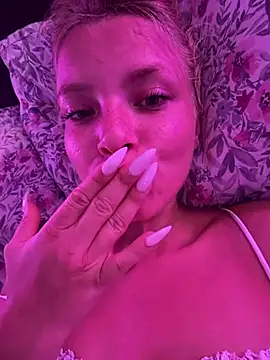 AnastasiaAniess Chat XXX in diretta