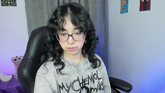 צ'אט XXX בשידור חי של indra_cam