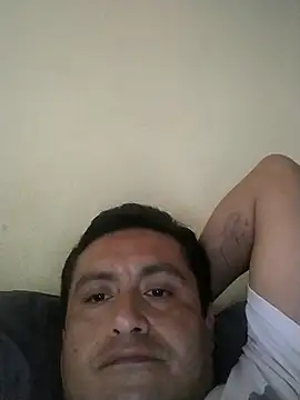 checheludo23's Webcam Show