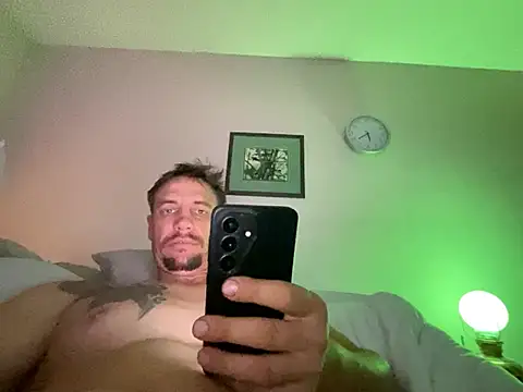 Highfrog1's Webcam Show