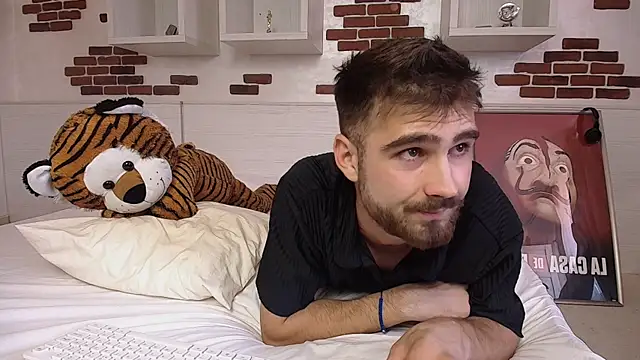 Chat +18 de KyloEast ao vivo