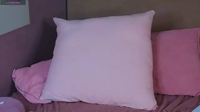 cumboydoll 现场XXX聊天