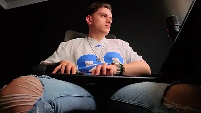 FelixStarkkn Live XXX chat