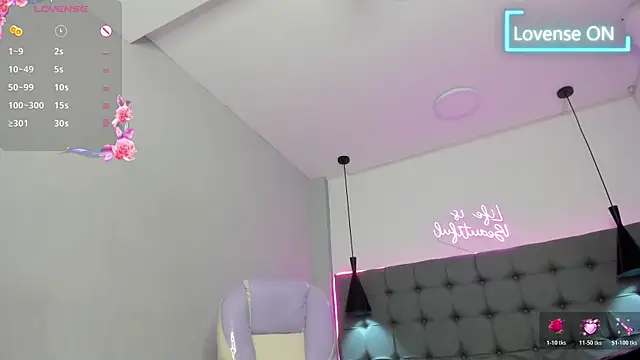 scarletcherry18's Live XXX Chat