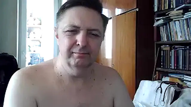 Pokaz2020's Live XXX Chat
