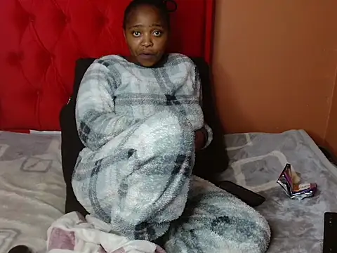African_Busty's Live XXX Chat