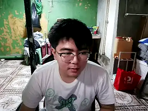 kojima2001 在線直播表演