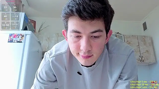 jonhy_merlinn Adlı Modelin Canlı XXX Sohbeti