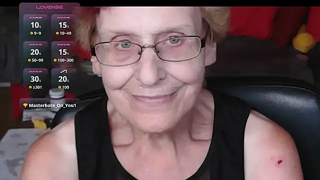 HeisseomaOriginal Chat XXX in diretta