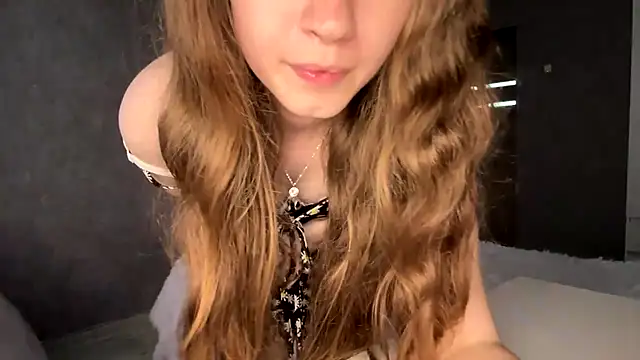 Czat XXX na żywo – Emily_Mur_