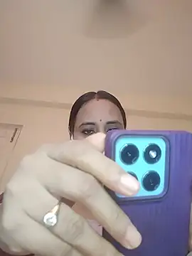 Sheela-Bhabi's Live XXX Chat