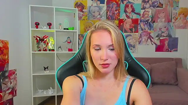 ElaraVoltage Live XXX Chat