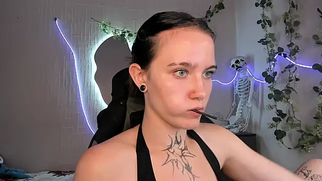 Chatroom XXX en direct de Elastikisss