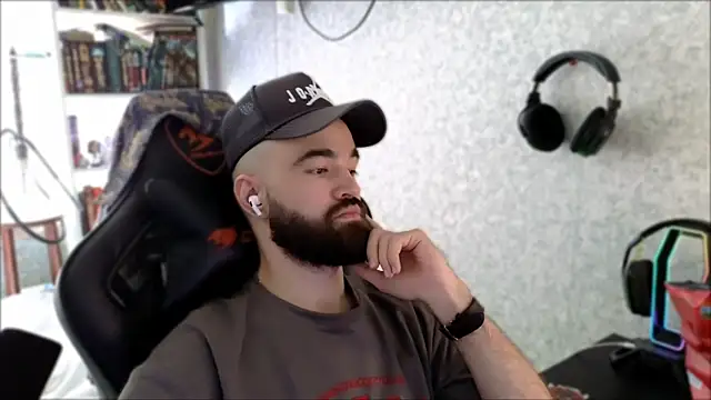 _Serious_Man: απευθείας συνομιλία ΧΧΧ