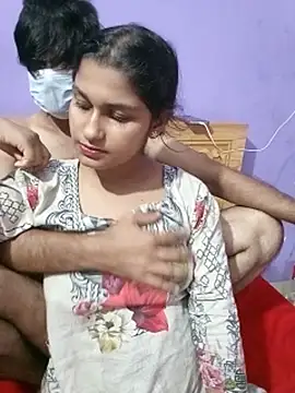 Jerin_Couple61n Webbikameraesitys