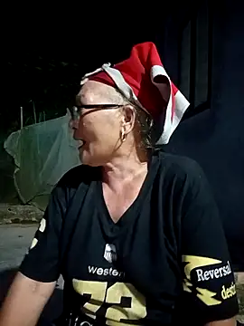 XXX chat uživo modela BigAss-Vietnames
