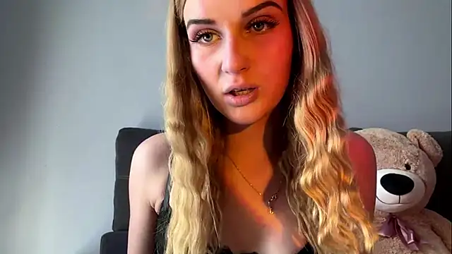 HermaKitty's Live XXX Chat