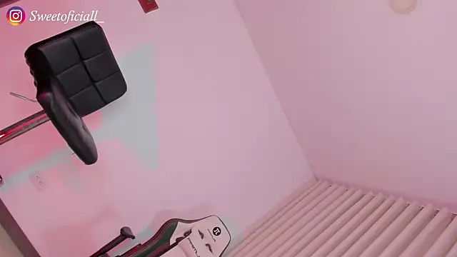 Sweet__giirl élő XXX-chatje