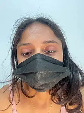paribaby09's Live XXX Chat