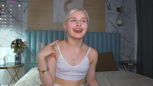 SandyShayesのライブXXXチャット