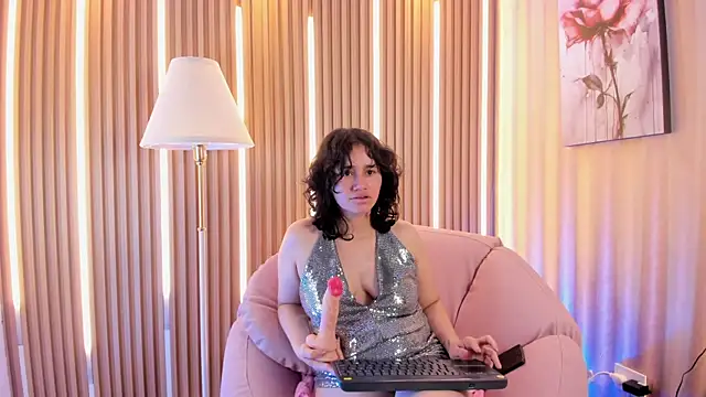 Lizzie_LohanのライブXXXチャット