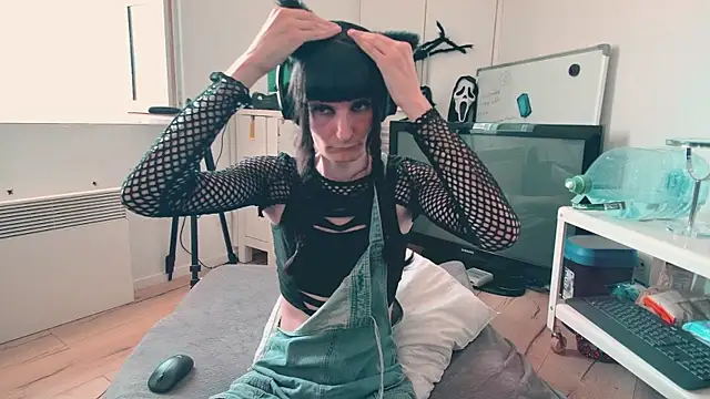 CeriseLapine – Live XXX-chat