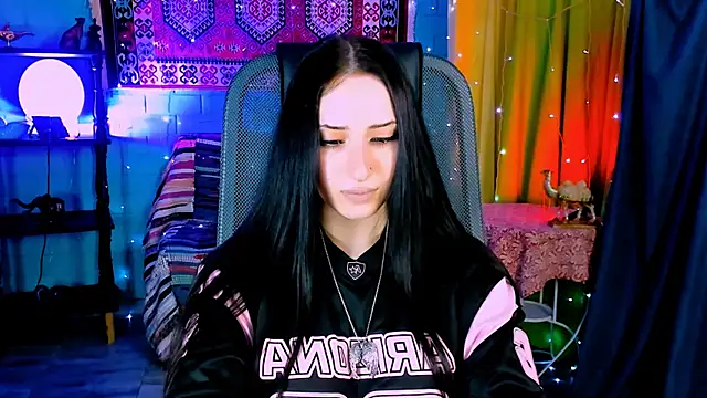 Živý XXX chat MonicaLowes