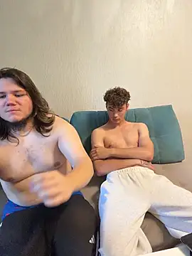 عرض كام desiredude9