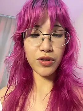 Živý XXX chat MikiMikiLeak