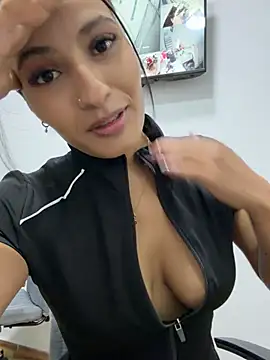 CeliWoodsn Live XXX chat