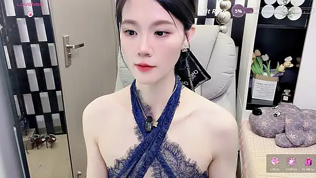 Yueyue-MM Adlı Modelin Canlı XXX Sohbeti