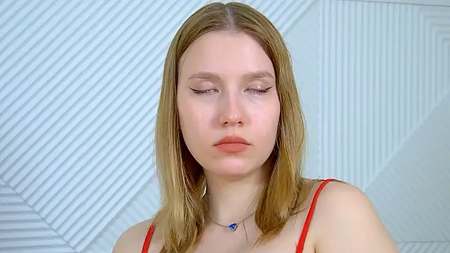 LiliLinn: онлайн-секс-чат