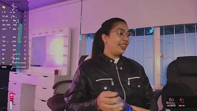 Chat XXX en directo de kloe28
