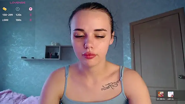 Kseni_a Chat XXX live