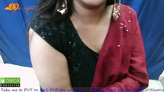 _mOOn_light_n Live XXX chat