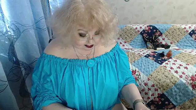 livingnextdoor Chat XXX in diretta